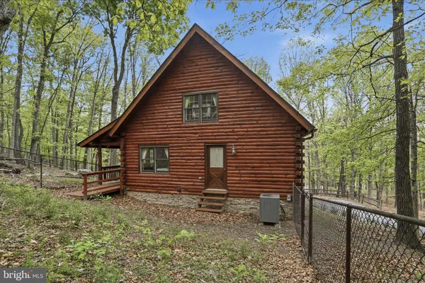 $449,900 | 355 Hemlock Court, Paw Paw, WV 25434
