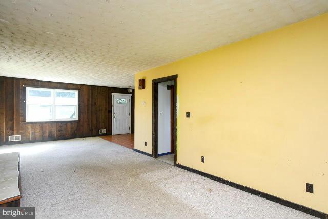 5518 Emory Road Upperco, MD 21155 - Photo 4 of 23 Interior (General)