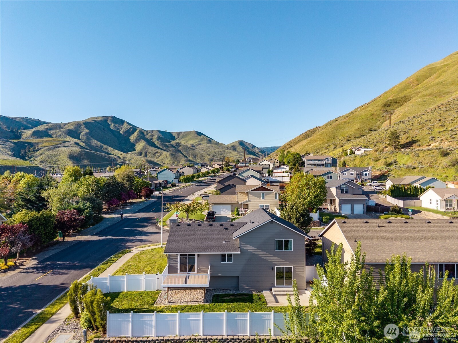 576 Saddle Rock Loop Wenatchee, WA 98801 - Photo 22 of 24