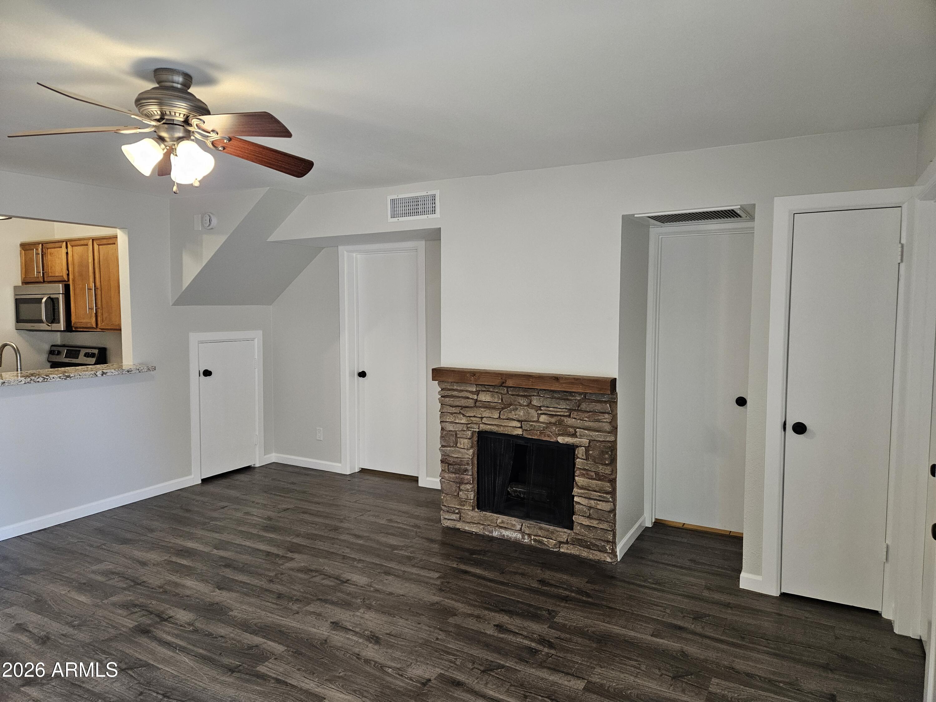 30 East Brown Road, Unit 1064 Mesa, AZ 85201 - Photo 4 of 22 20250226_111444