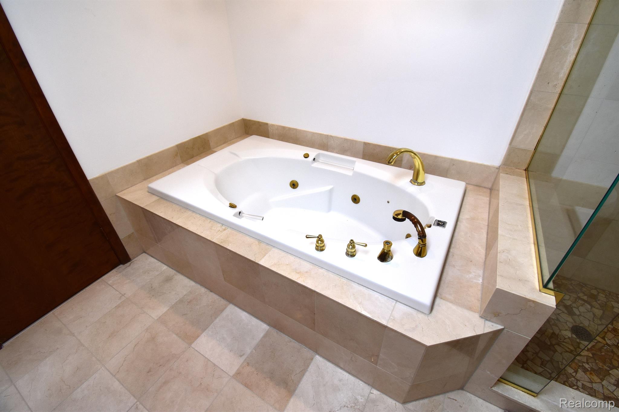 439 Shellbourne Drive Rochester, MI 48309 - Photo 37 of 60 Gallery Image 37