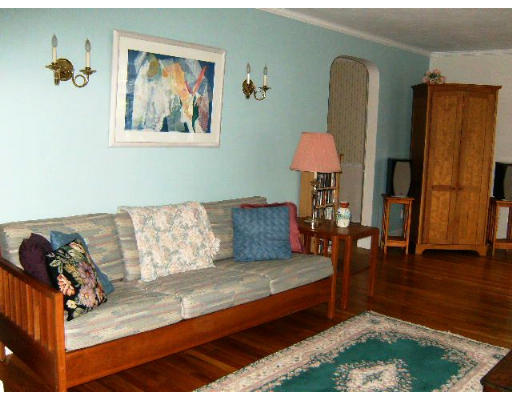 18 Blaisdell Road Medford, MA 02155 - Photo 3 of 14 Gallery Image 3