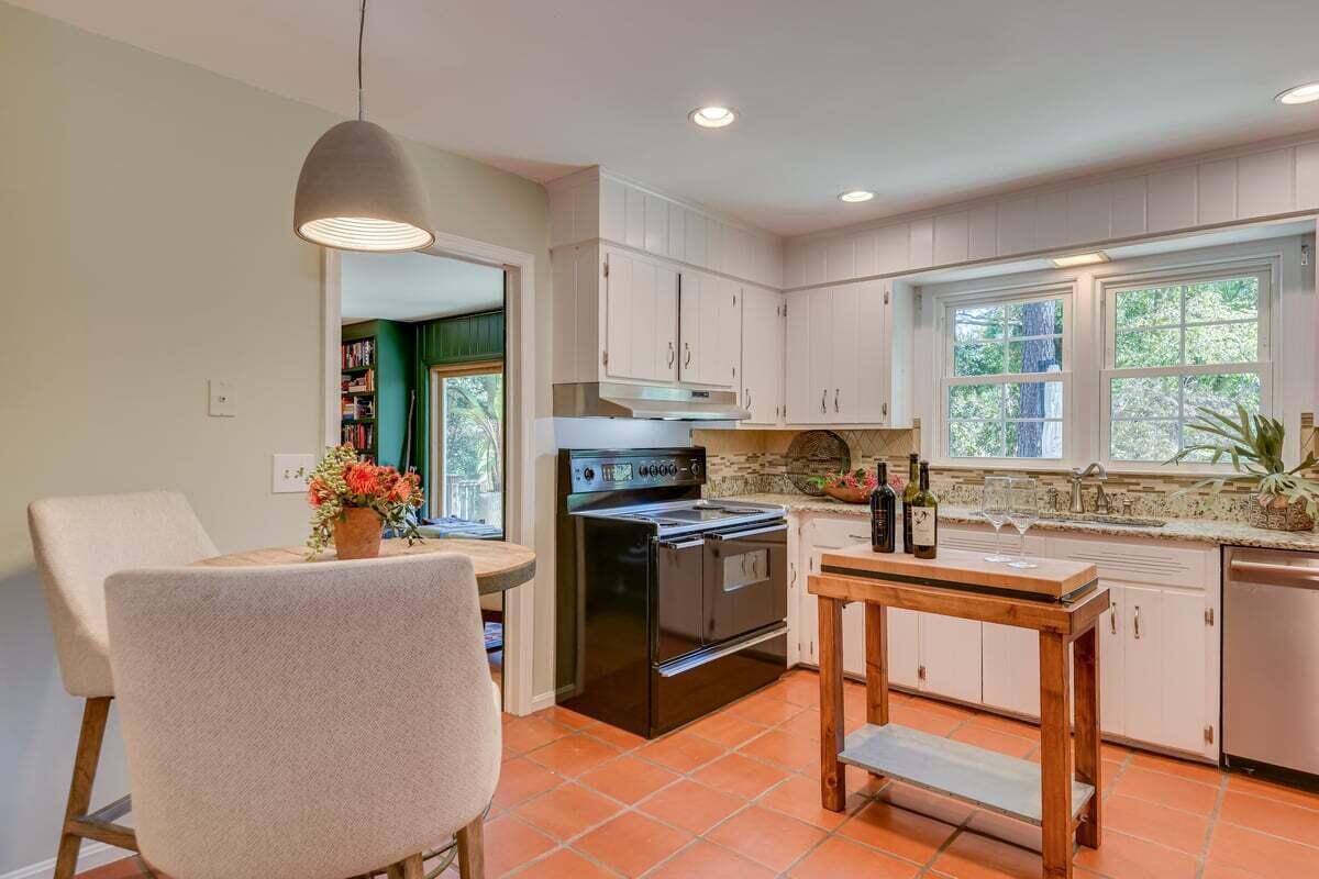 612 Oberlin Road Augusta, GA 30909 - Photo 3 of 36 kitchen