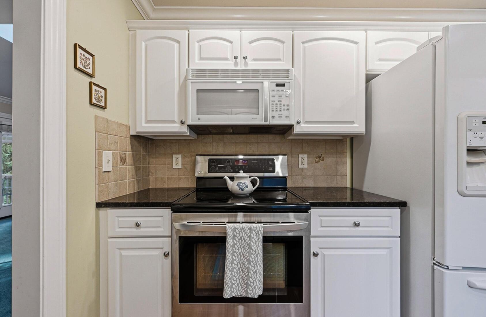 5753 Newgate Road Dublin, OH 43017 - Photo 12 of 46 Granite Countertops