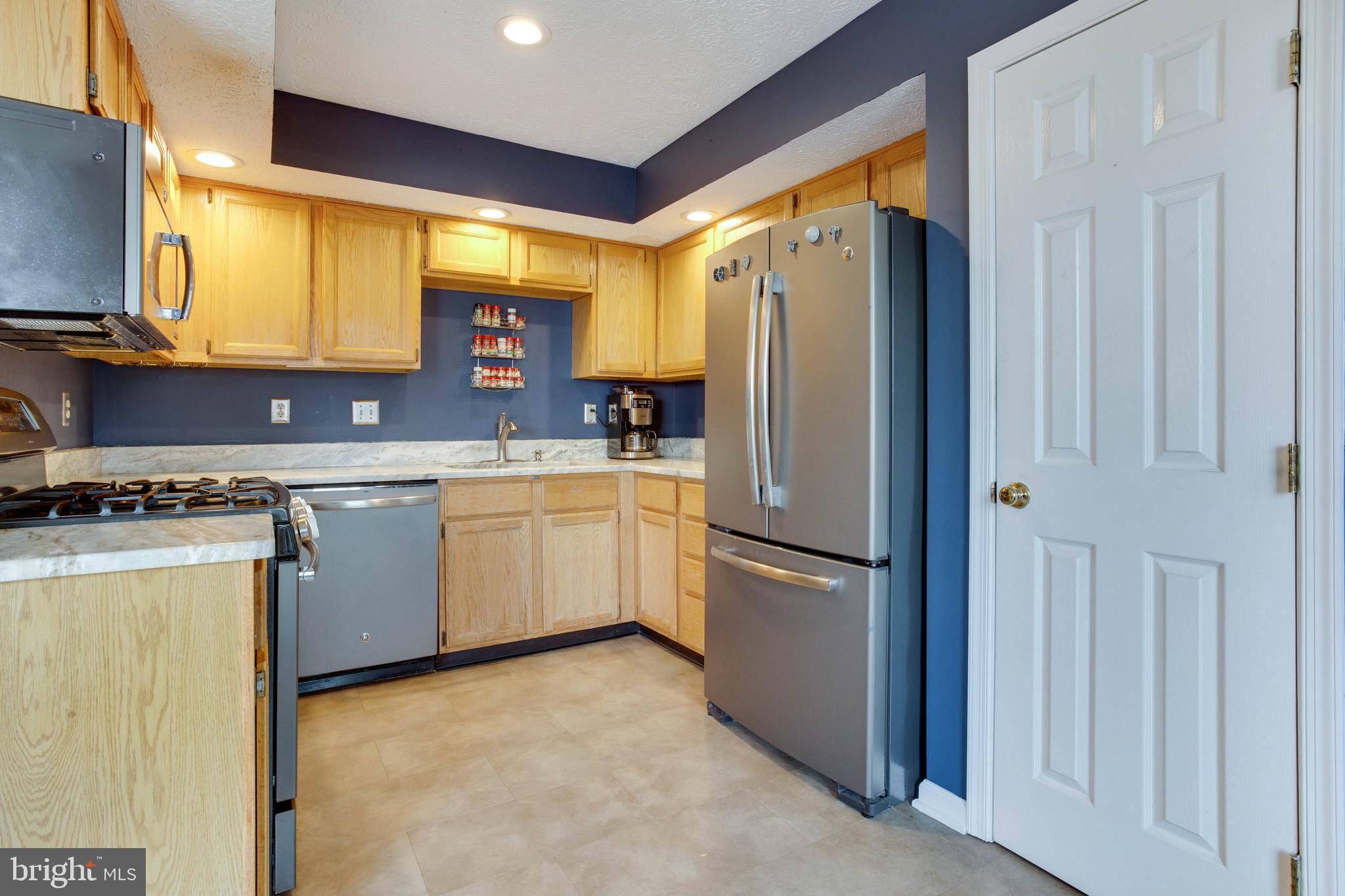 2467 Warm Spring Way Odenton, MD 21113 - Photo 8 of 39 Gallery Image 8