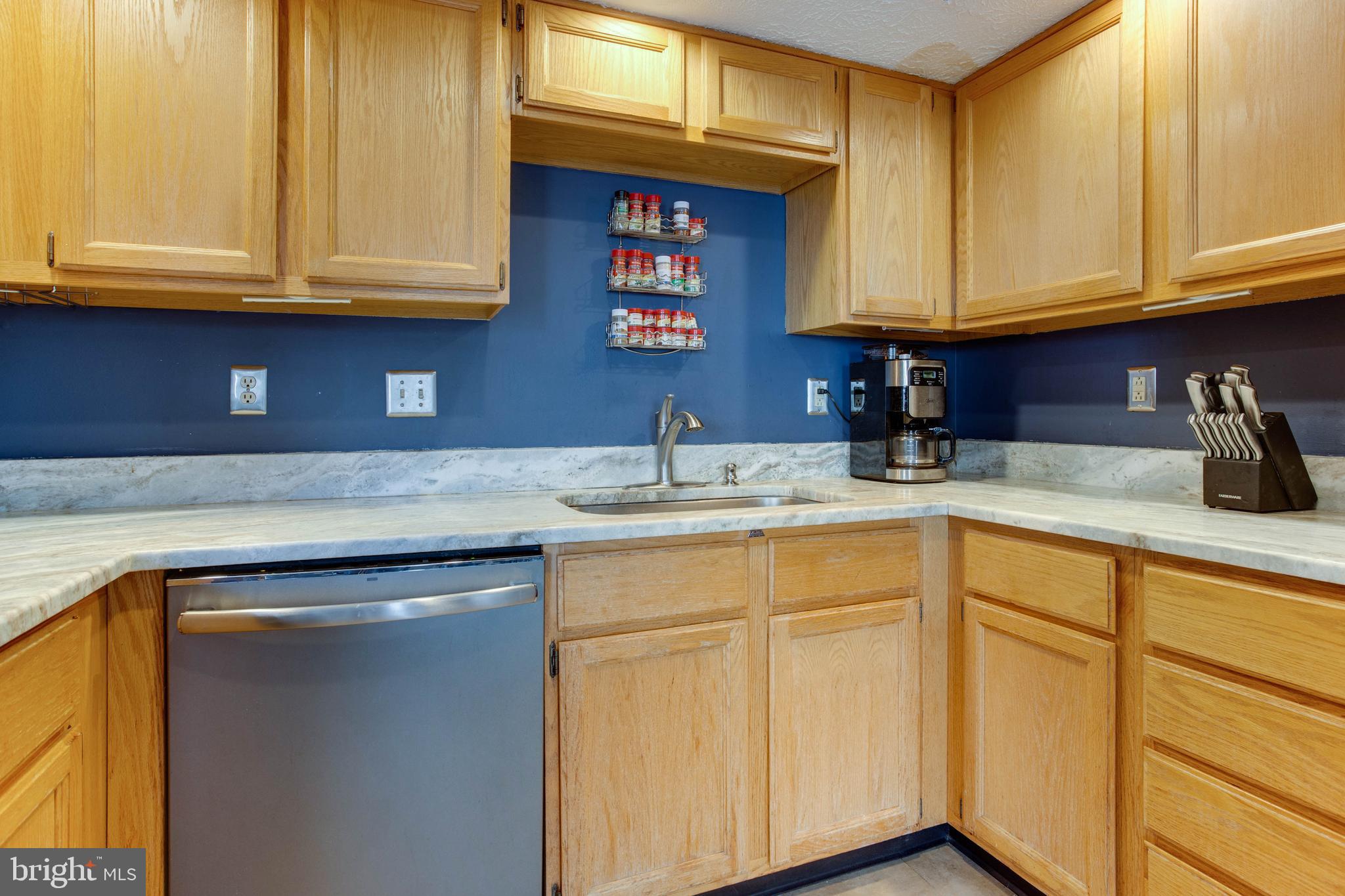 2467 Warm Spring Way Odenton, MD 21113 - Photo 10 of 39 Gallery Image 10