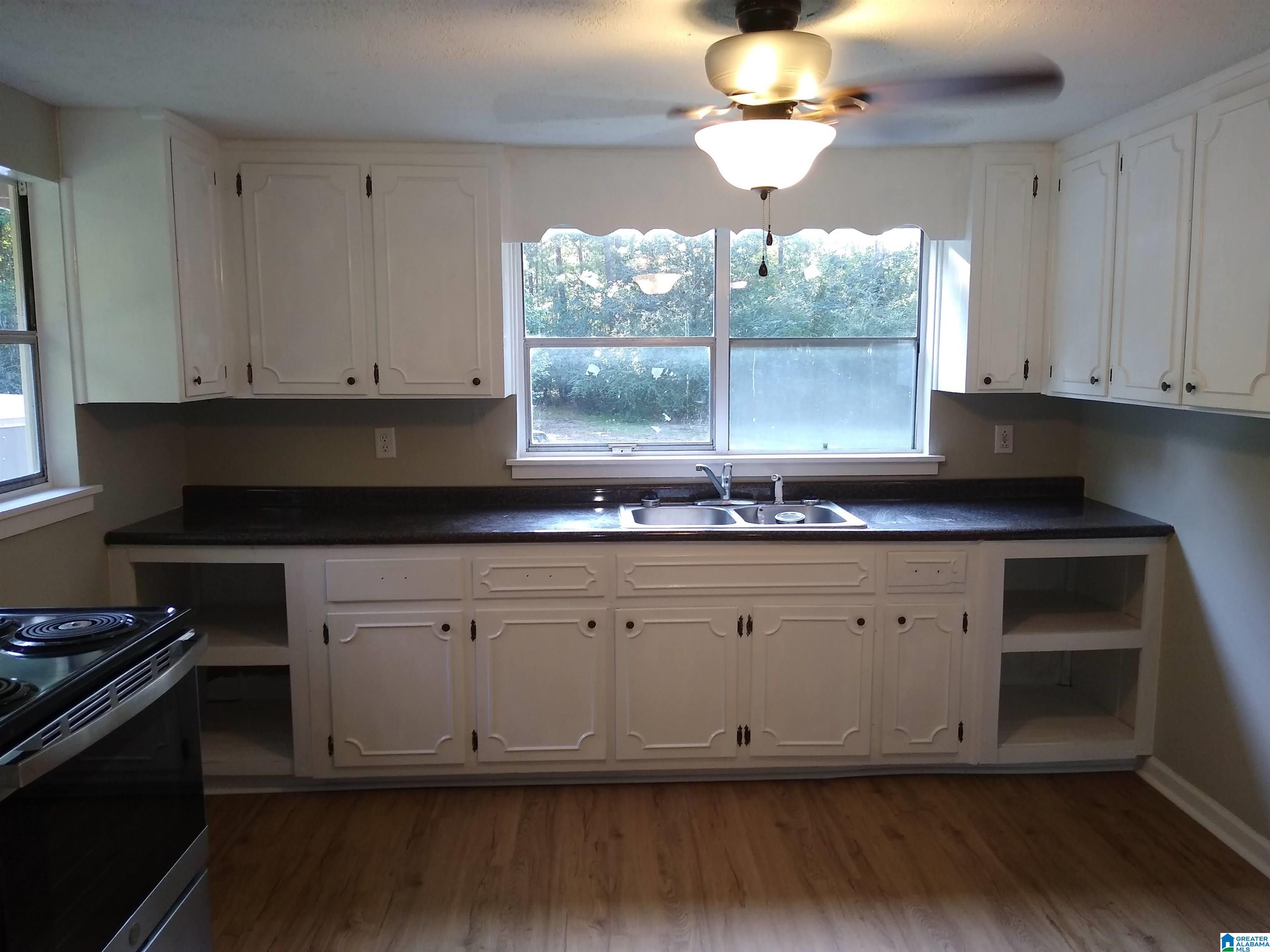 9208 Bradford Trafford Road Pinson, AL 35126 - Photo 4 of 20