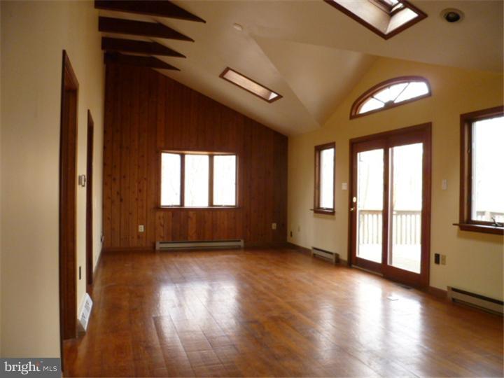 1650 Sawmill Road Spring City, PA 19475 - Photo 3 of 15