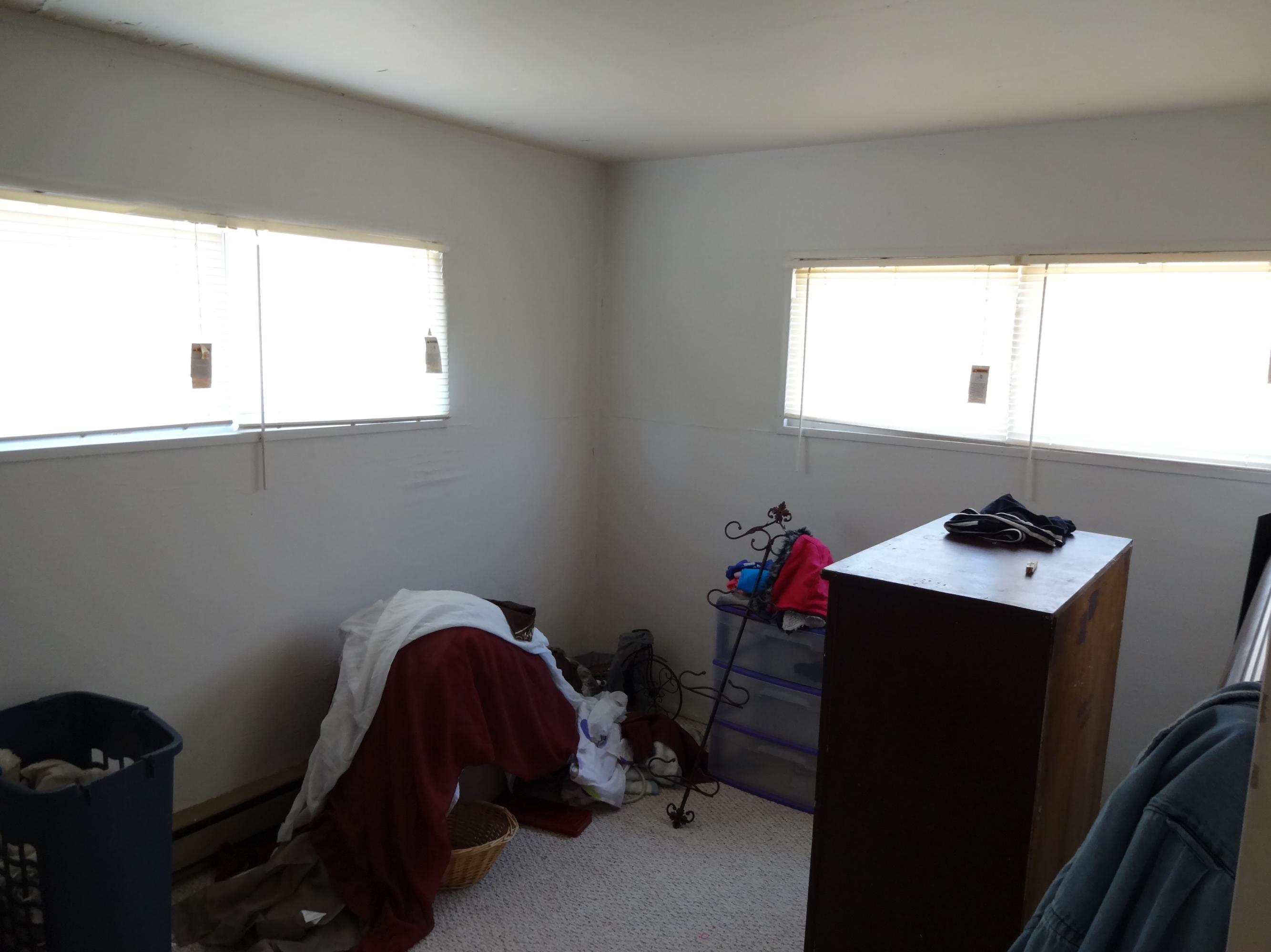 122 Wakefield Road Oak Ridge, TN 37830 - Photo 22 of 25 2nd bedroom or storage area