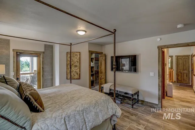 $1,669,000 | 212 Riovista, McCall, ID 83638