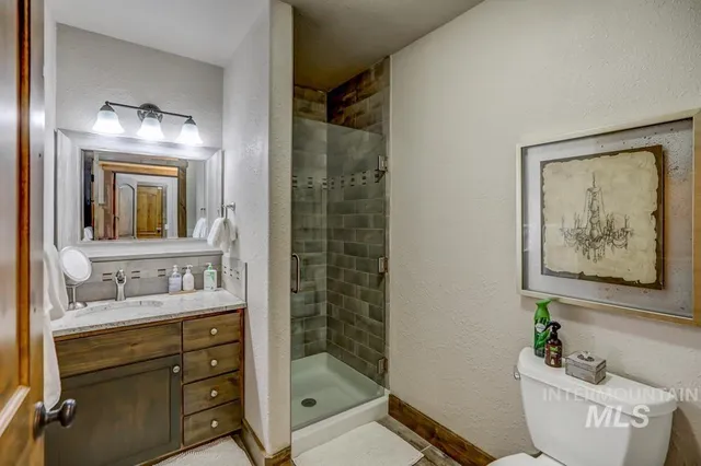 $1,669,000 | 212 Riovista, McCall, ID 83638