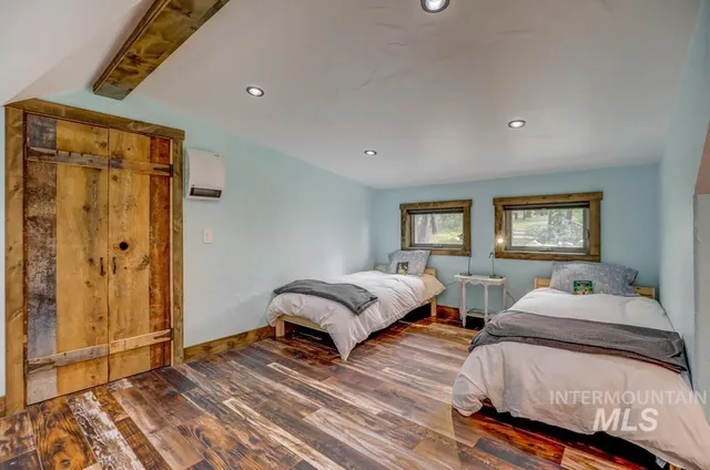 $1,669,000 | 212 Riovista, McCall, ID 83638