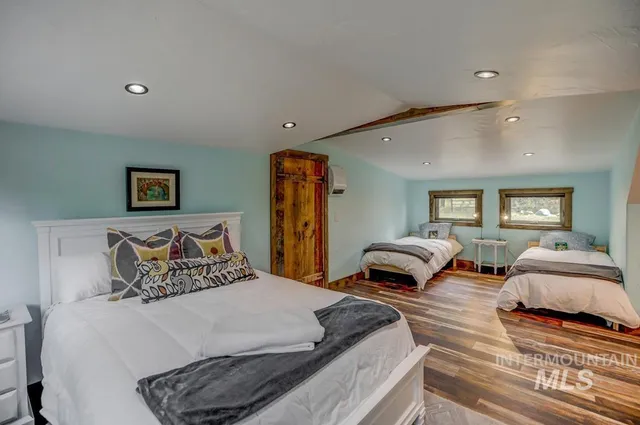 $1,669,000 | 212 Riovista, McCall, ID 83638