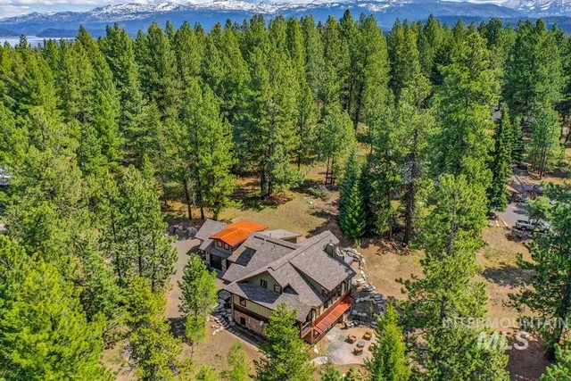 $1,669,000 | 212 Riovista, McCall, ID 83638