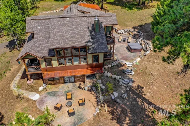 $1,669,000 | 212 Riovista, McCall, ID 83638