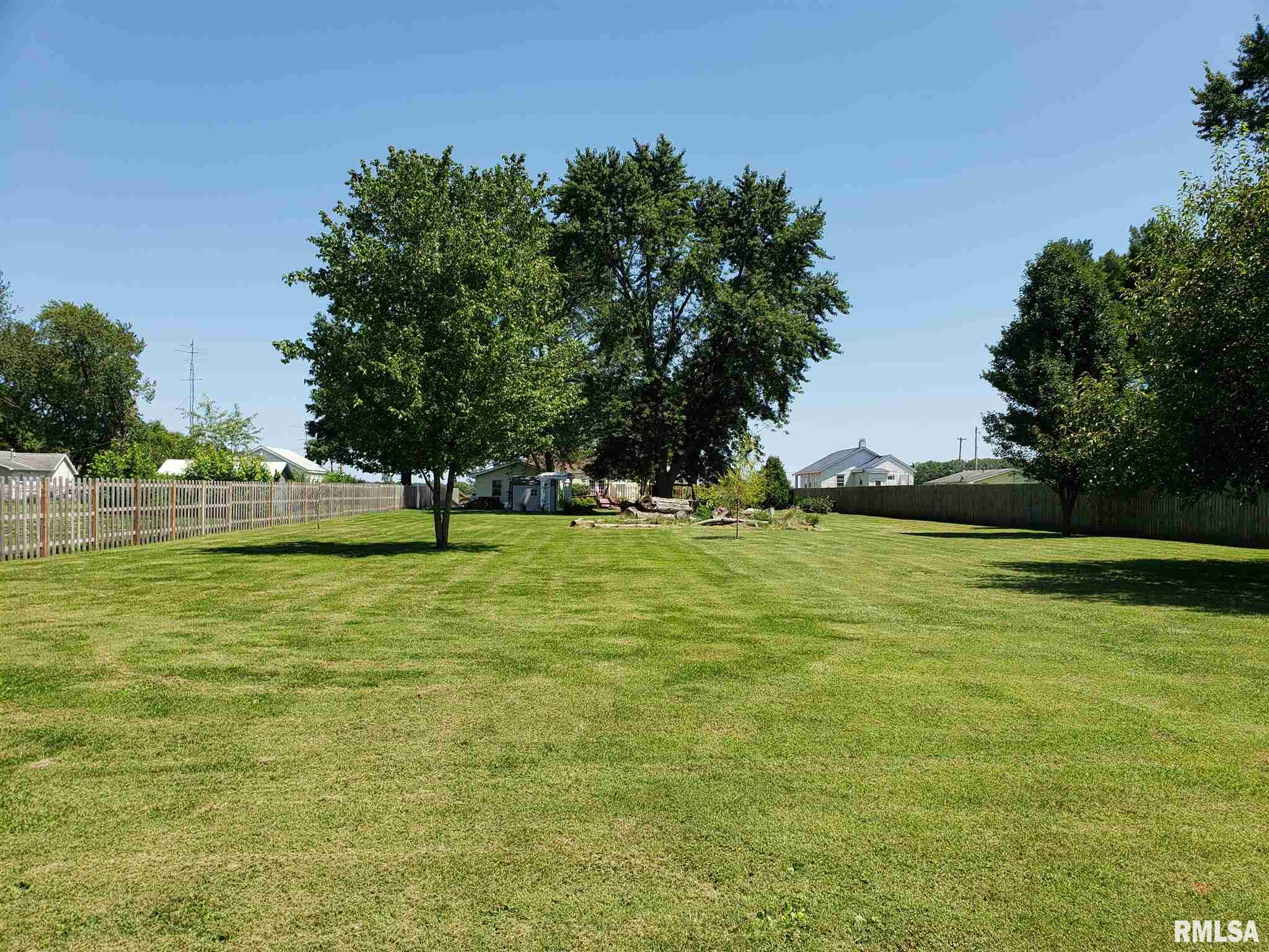 821 North Hill Street Springfield, IL 62702 - Photo 15 of 16 Gallery Image 15