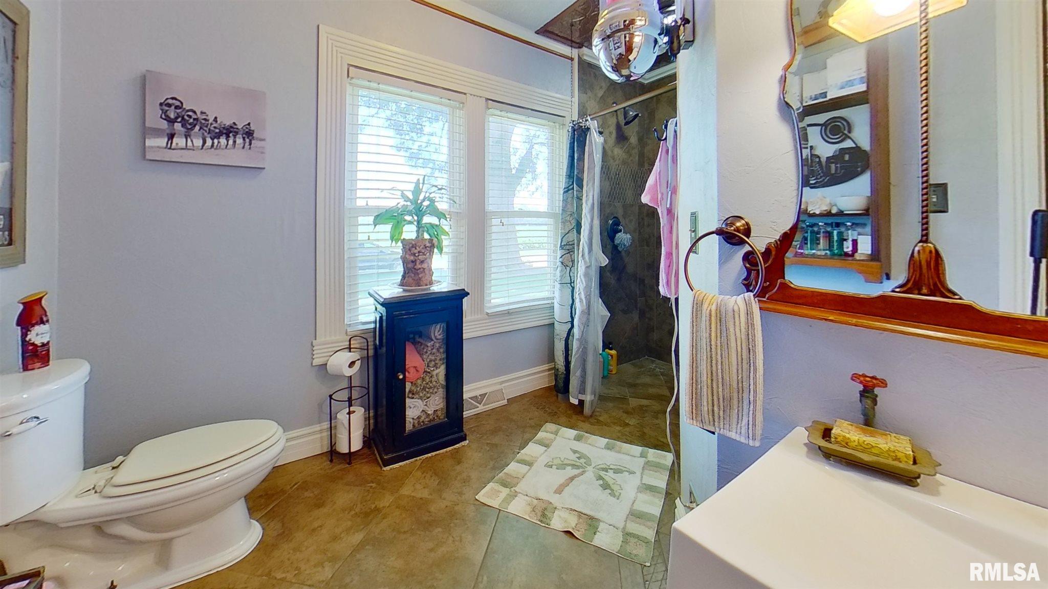 821 North Hill Street Springfield, IL 62702 - Photo 8 of 16 Gallery Image 8