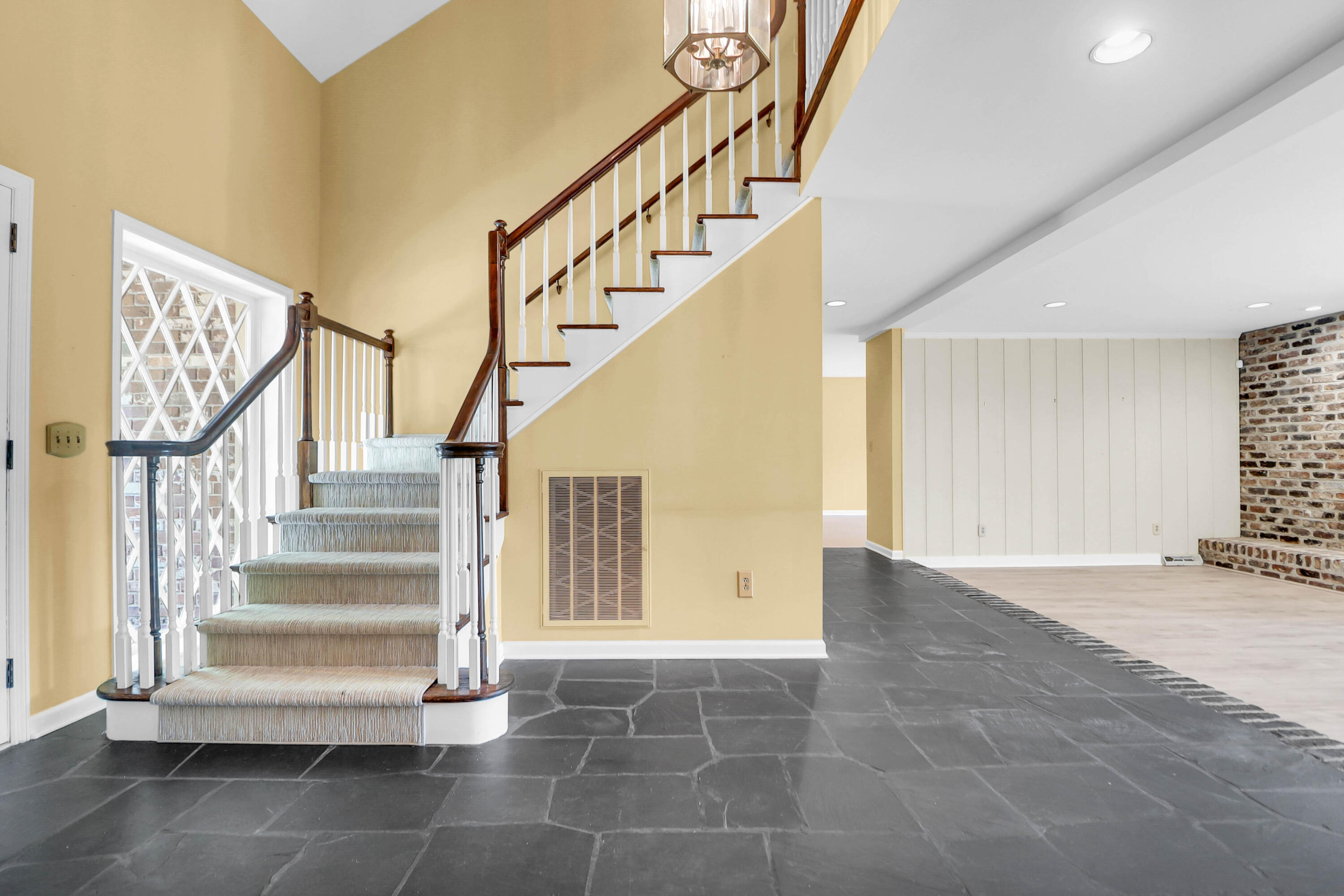 38 Sussex Road Charleston, SC 29407 - Photo 7 of 60 Wonderful Foyer!