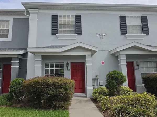 $1,995 | 10817 Savannah Wood Court, Unit 201, Orlando, FL 32832