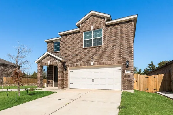 $2,050 | 1421 Butler Avenue, Princeton, TX 75407