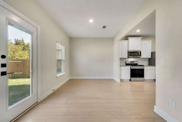 $2,050 | 1421 Butler Avenue, Princeton, TX 75407