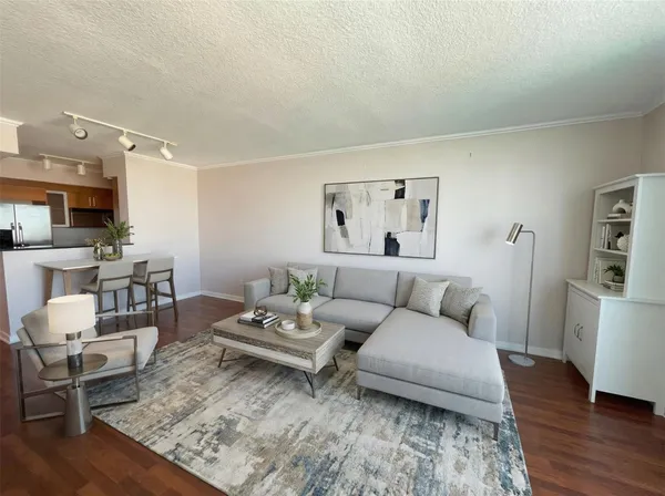 $450,000 | 335 South Biscayne Boulevard, Unit 4004, Miami, FL 33131