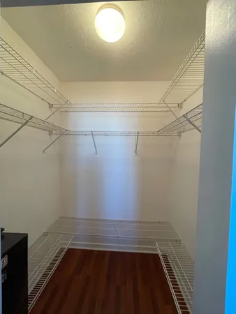 $450,000 | 335 South Biscayne Boulevard, Unit 4004, Miami, FL 33131