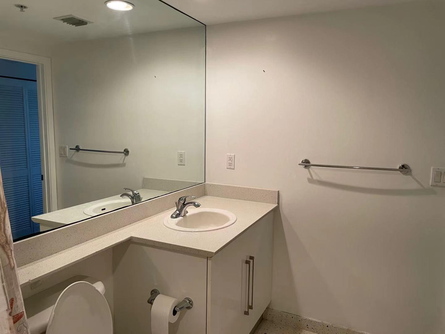 335 South Biscayne Boulevard, Unit 4004 Miami, FL 33131 - Photo 9 of 11 Photo 9