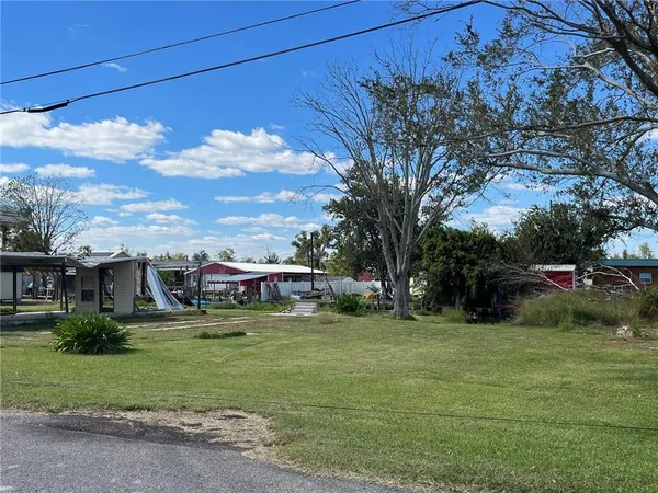 $75,000 | 231 Cypress Drive, Des Allemands, LA 70030