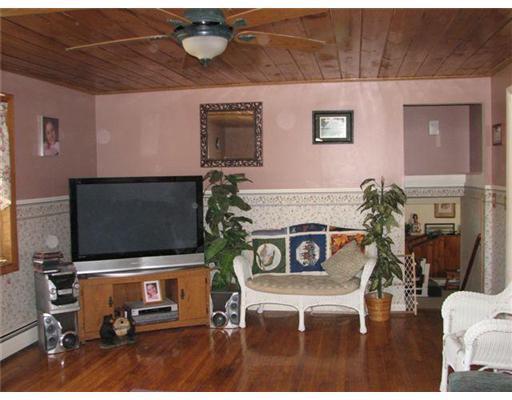 69 Falls Road Benton, ME 04901 - Photo 8 of 16 Living Room.