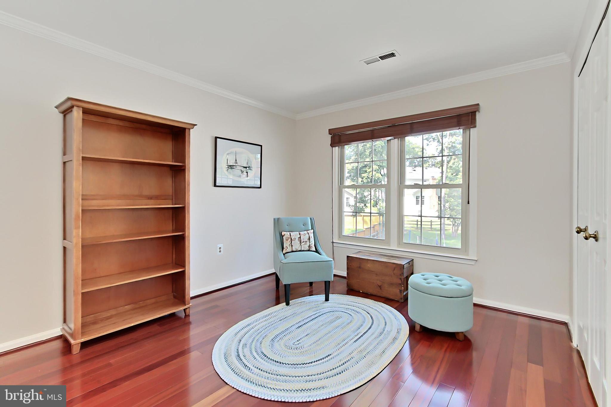 9516 Retriever Road Burke, VA 22015 - Photo 22 of 42 Gallery Image 22