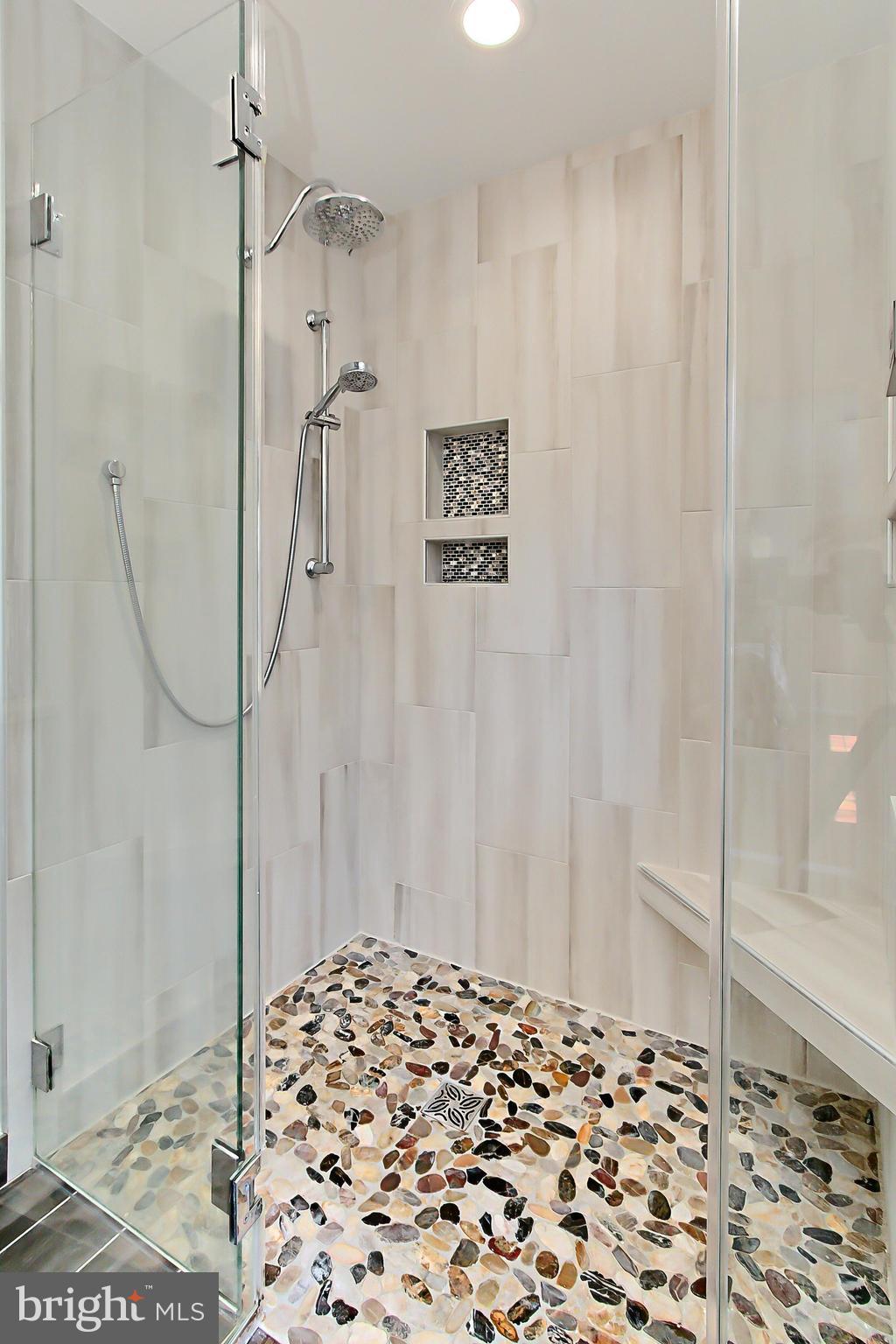 9516 Retriever Road Burke, VA 22015 - Photo 24 of 42 Gallery Image 24