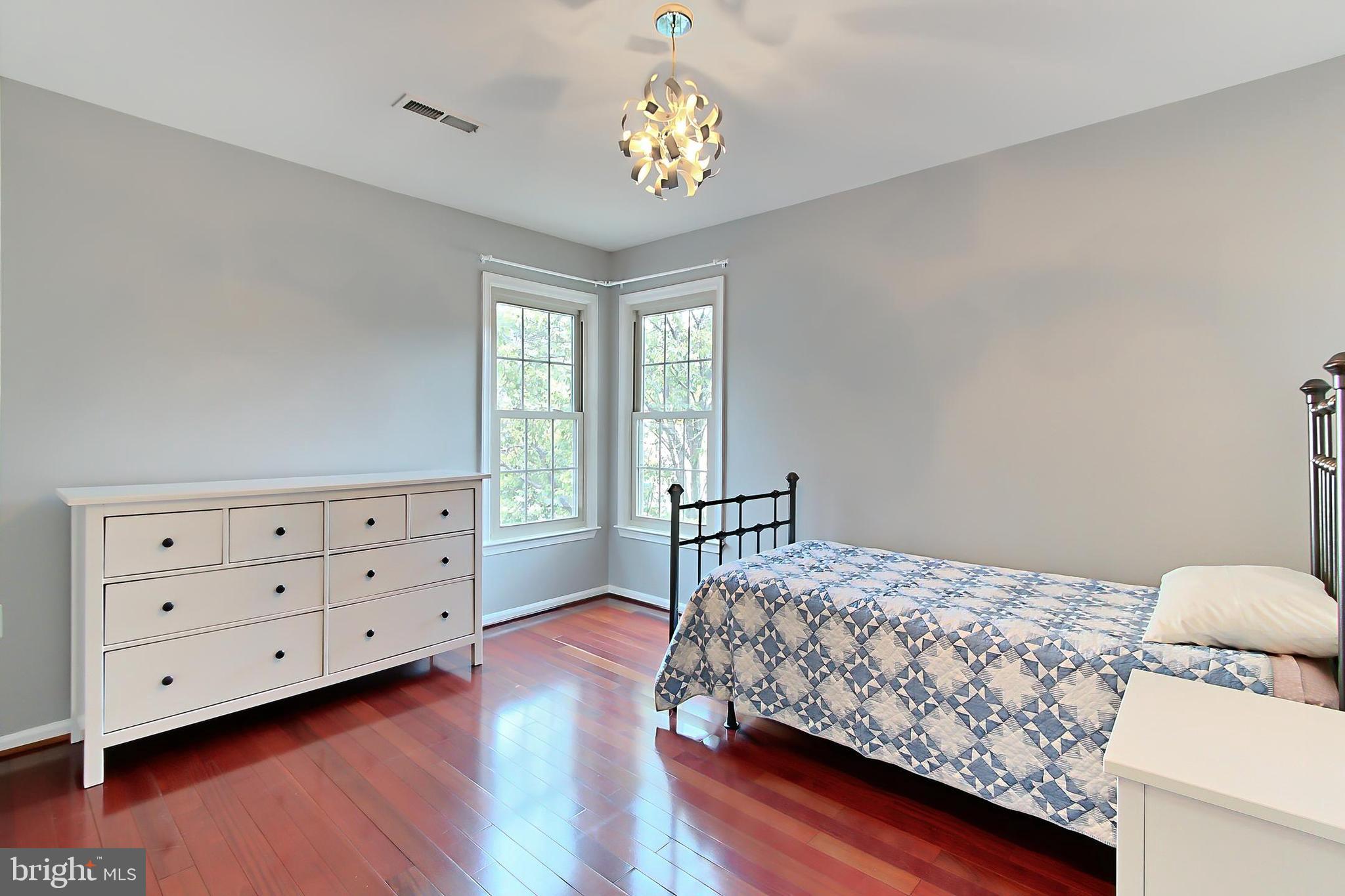 9516 Retriever Road Burke, VA 22015 - Photo 27 of 42 Gallery Image 27