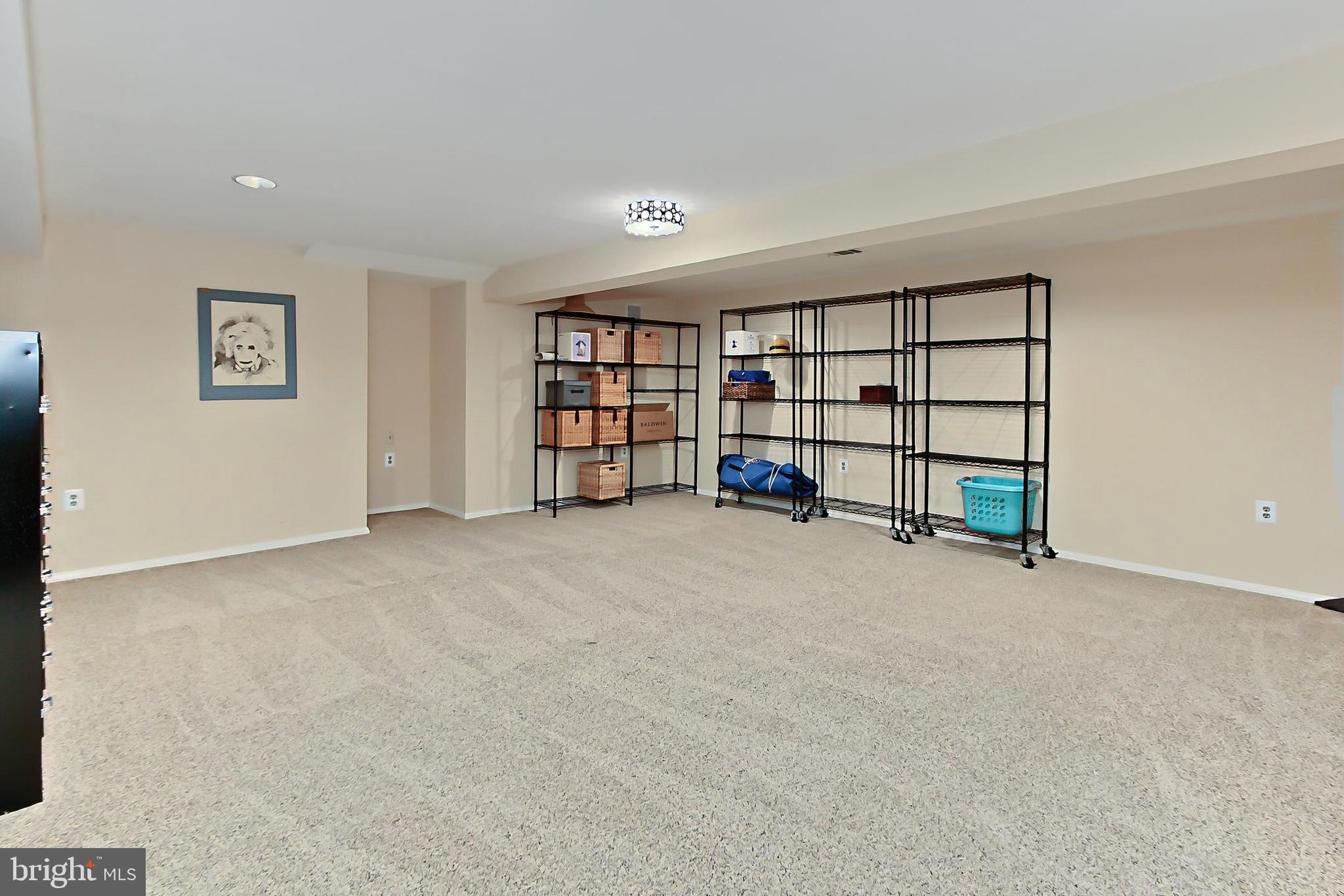 9516 Retriever Road Burke, VA 22015 - Photo 35 of 42 Gallery Image 35