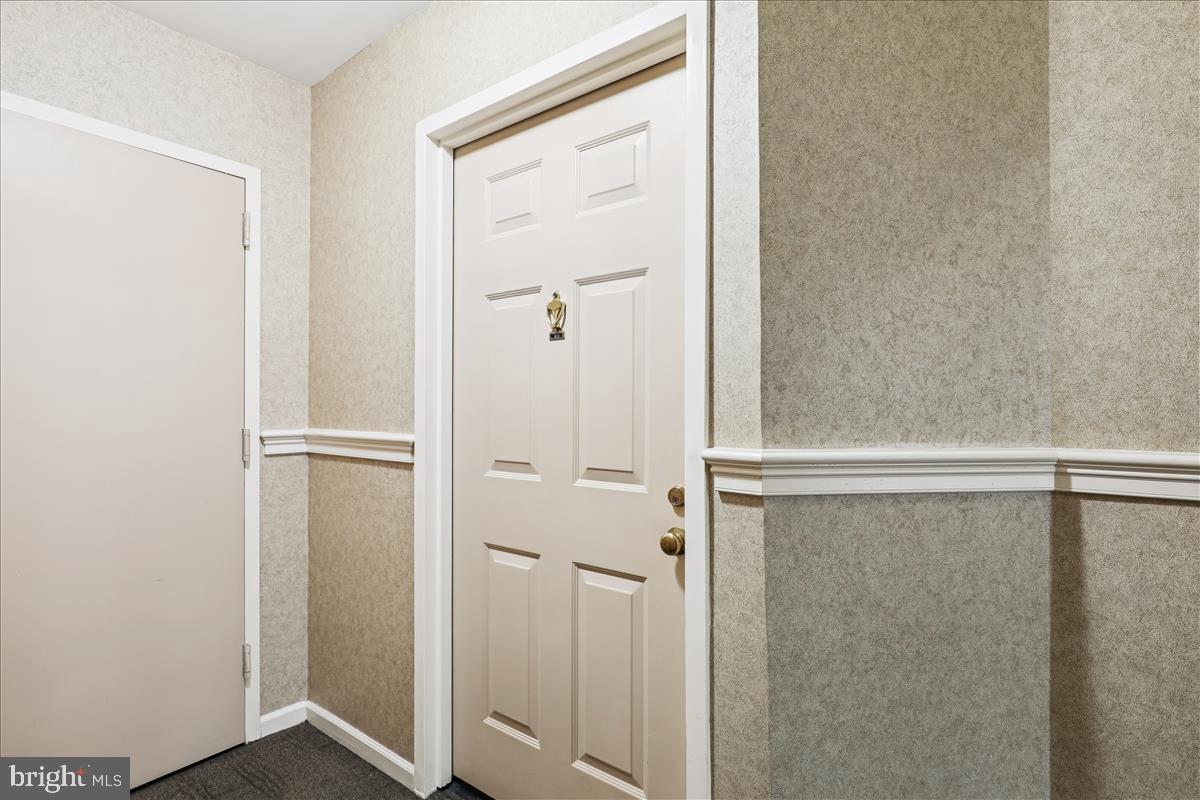 5802 Cove Landing Road, Unit 101 Burke, VA 22015 - Photo 27 of 35 a view of bathroom