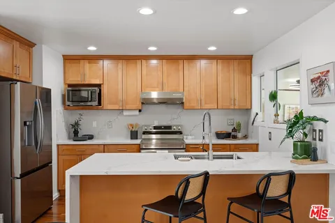 $999,000 | 8977 Riderwood Drive, Sunland, CA 91040