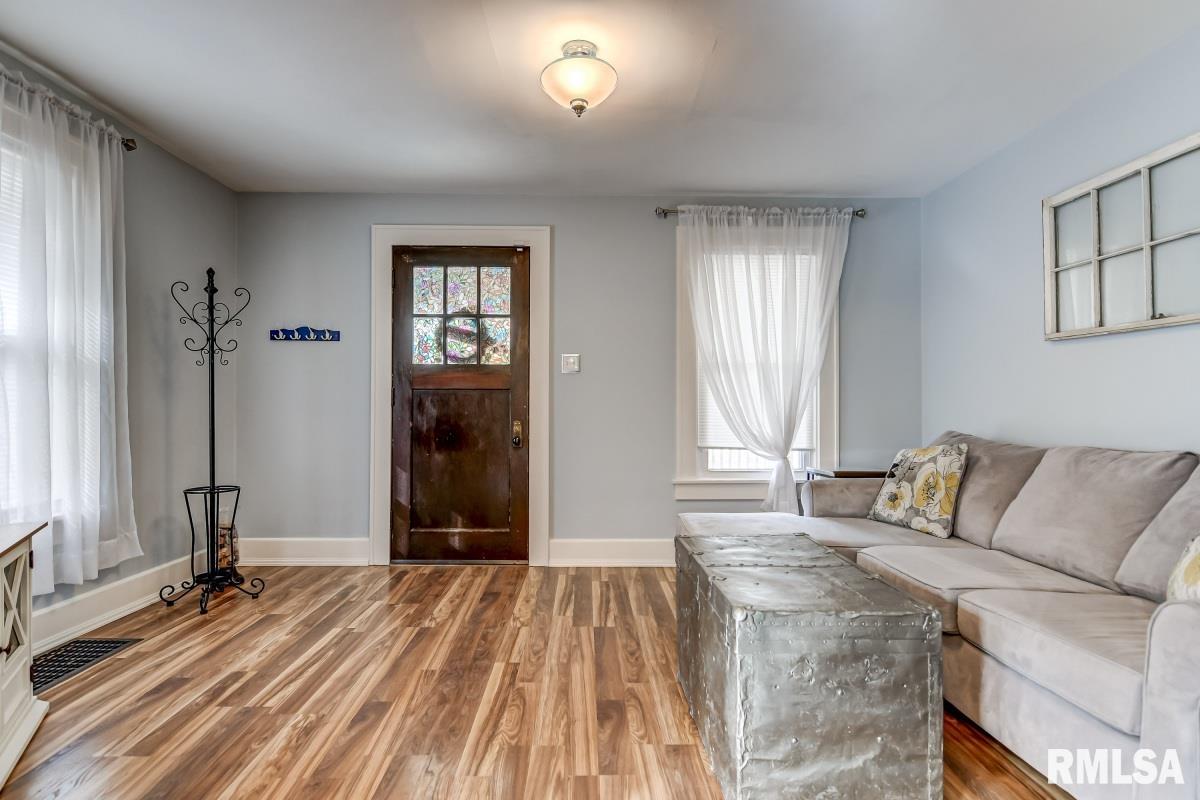 2112 South 4th Street Springfield, IL 62703 - Photo 7 of 35