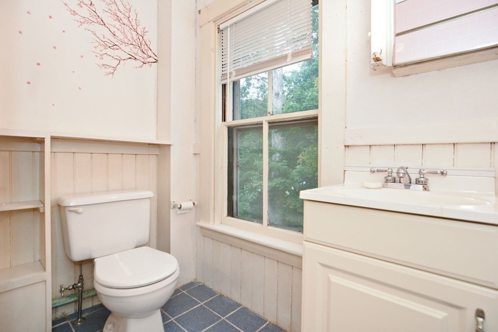 76 Chapman Street Canton, MA 02021 - Photo 12 of 31 Gallery Image 12