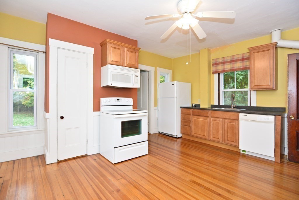 76 Chapman Street Canton, MA 02021 - Photo 9 of 31 Gallery Image 9