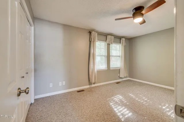 $199,900 | 200 Arrowhead Drive, Unit 4, Johnson City, TN 37601