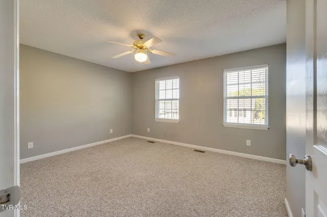 $199,900 | 200 Arrowhead Drive, Unit 4, Johnson City, TN 37601