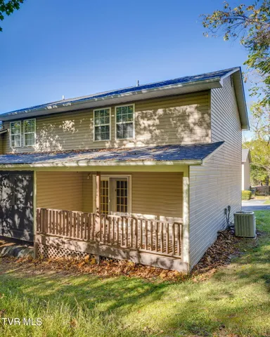 $199,900 | 200 Arrowhead Drive, Unit 4, Johnson City, TN 37601