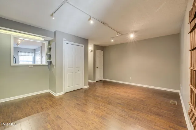 $199,900 | 200 Arrowhead Drive, Unit 4, Johnson City, TN 37601