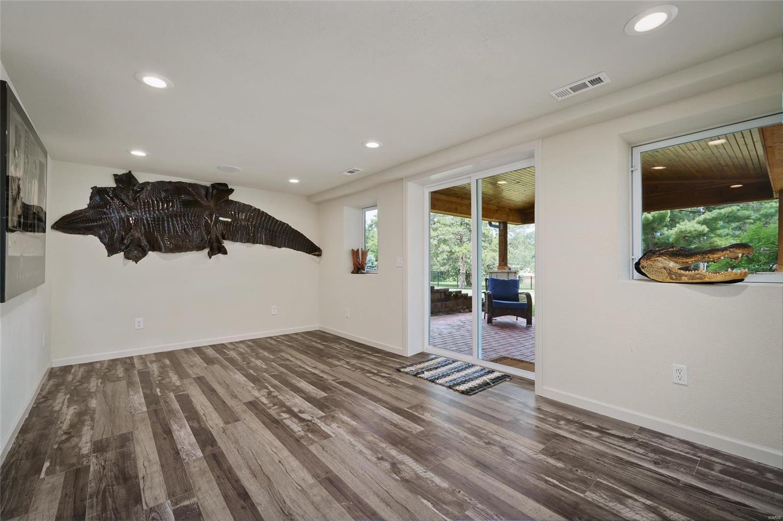 517 North Mason Road St. Louis, MO 63141 - Photo 17 of 23 Gallery Image 17