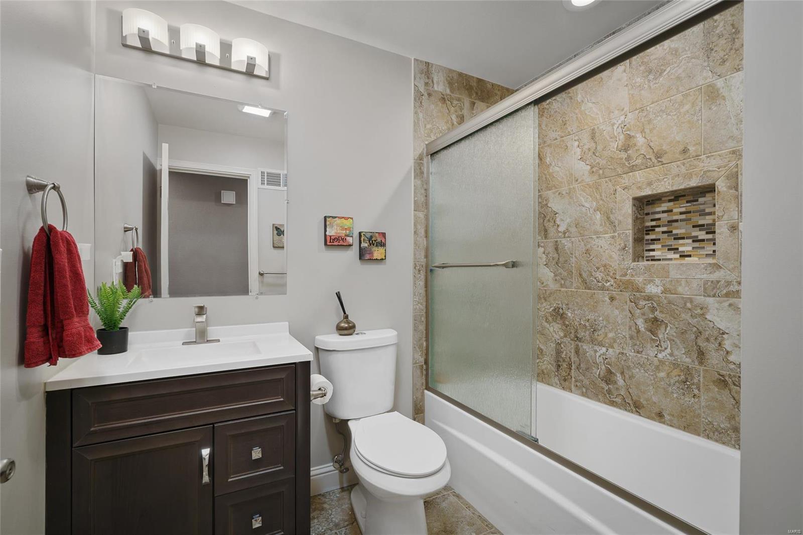 517 North Mason Road St. Louis, MO 63141 - Photo 10 of 23 Gallery Image 10