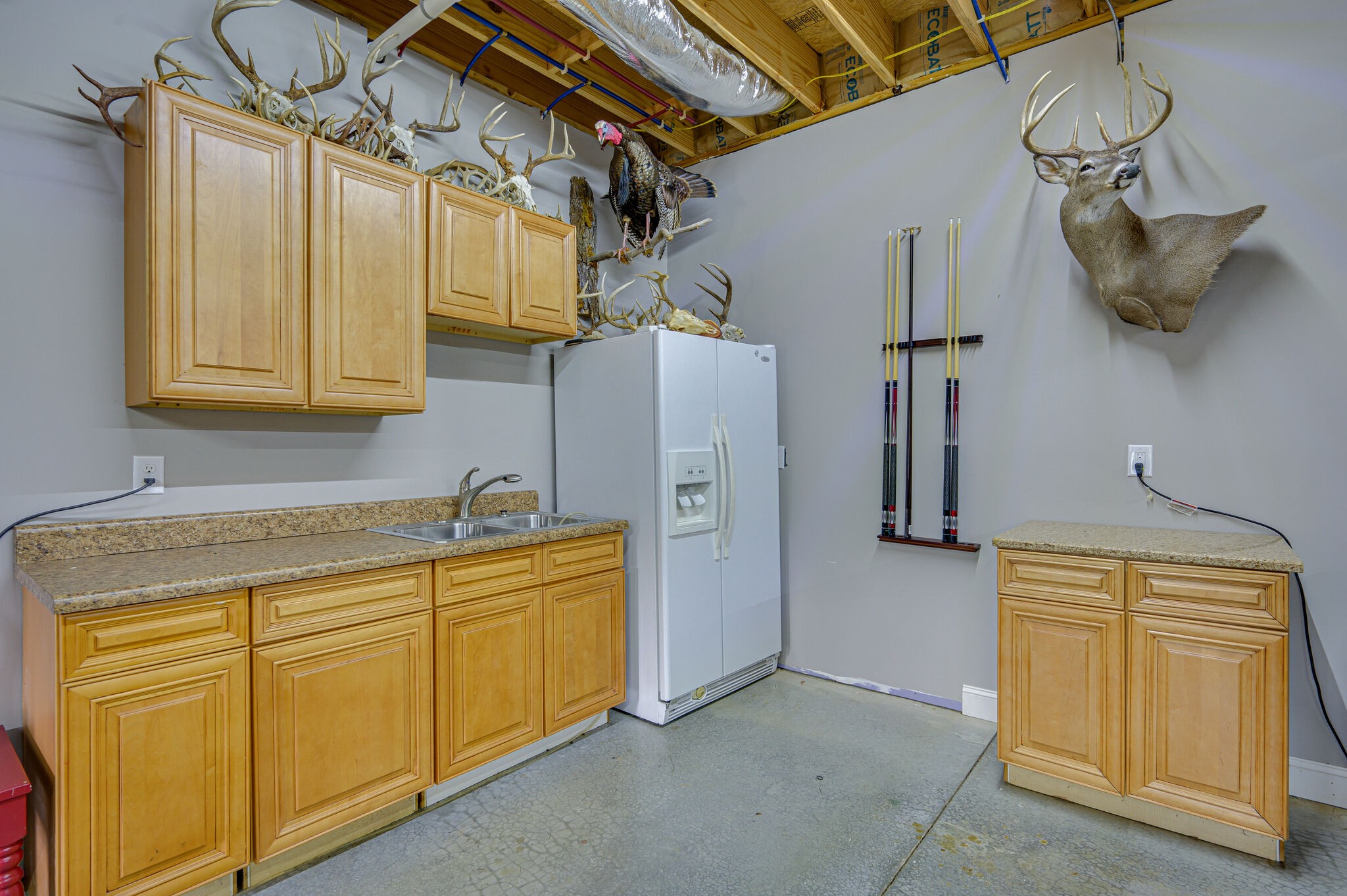 775 Ivy Lake Road Morrison, TN 37357 - Photo 40 of 69 a utility room with dryer and washer