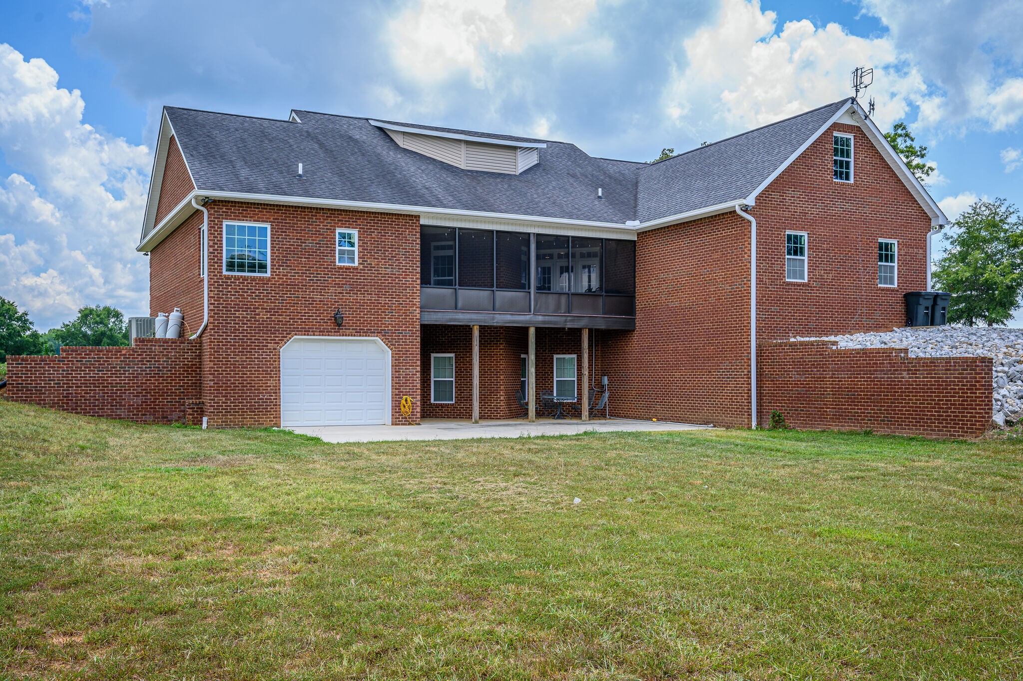 775 Ivy Lake Road Morrison, TN 37357 - Photo 43 of 69 a front view of a house with a yard