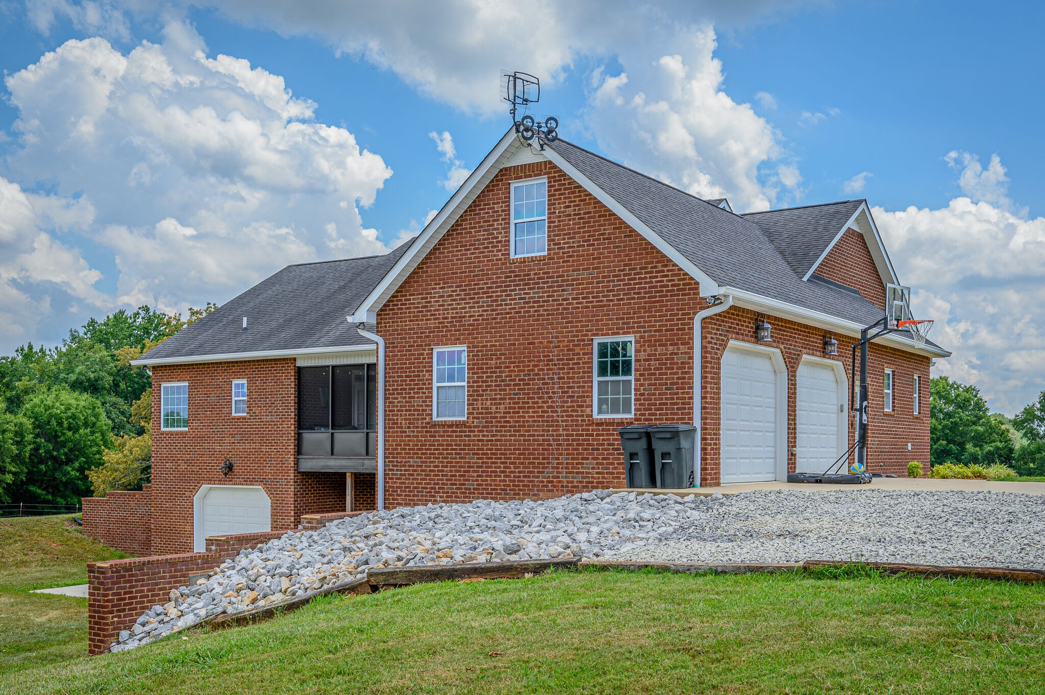 775 Ivy Lake Road Morrison, TN 37357 - Photo 44 of 69 a front view of a house with a yard