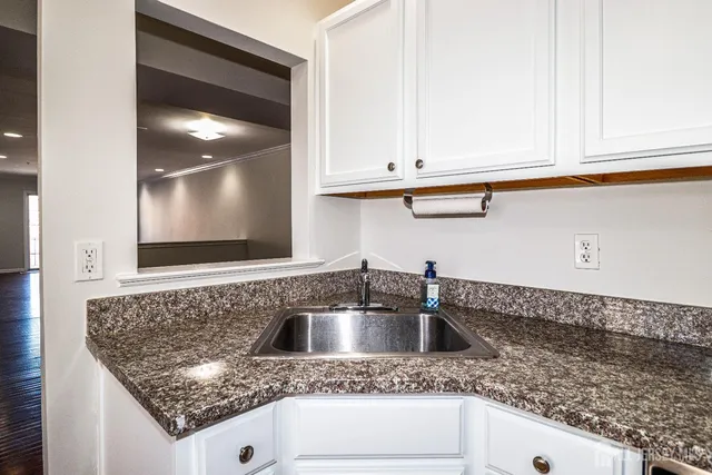 $2,500 | 105 Adamecs Way, South Amboy, NJ 08879