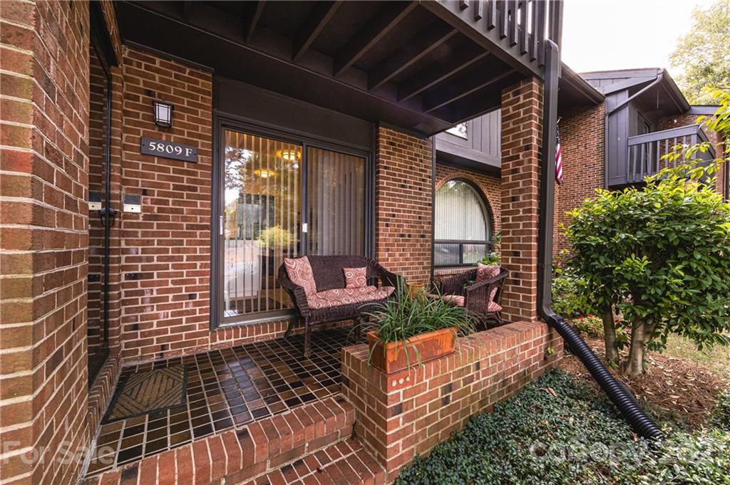 5809 Sharon Road Charlotte, NC 28210 - Photo 2 of 28 Gallery Image 2